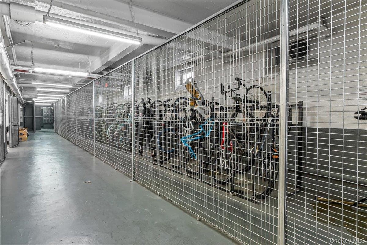 5136 30th Avenue Unit: 3B thumbnail 20