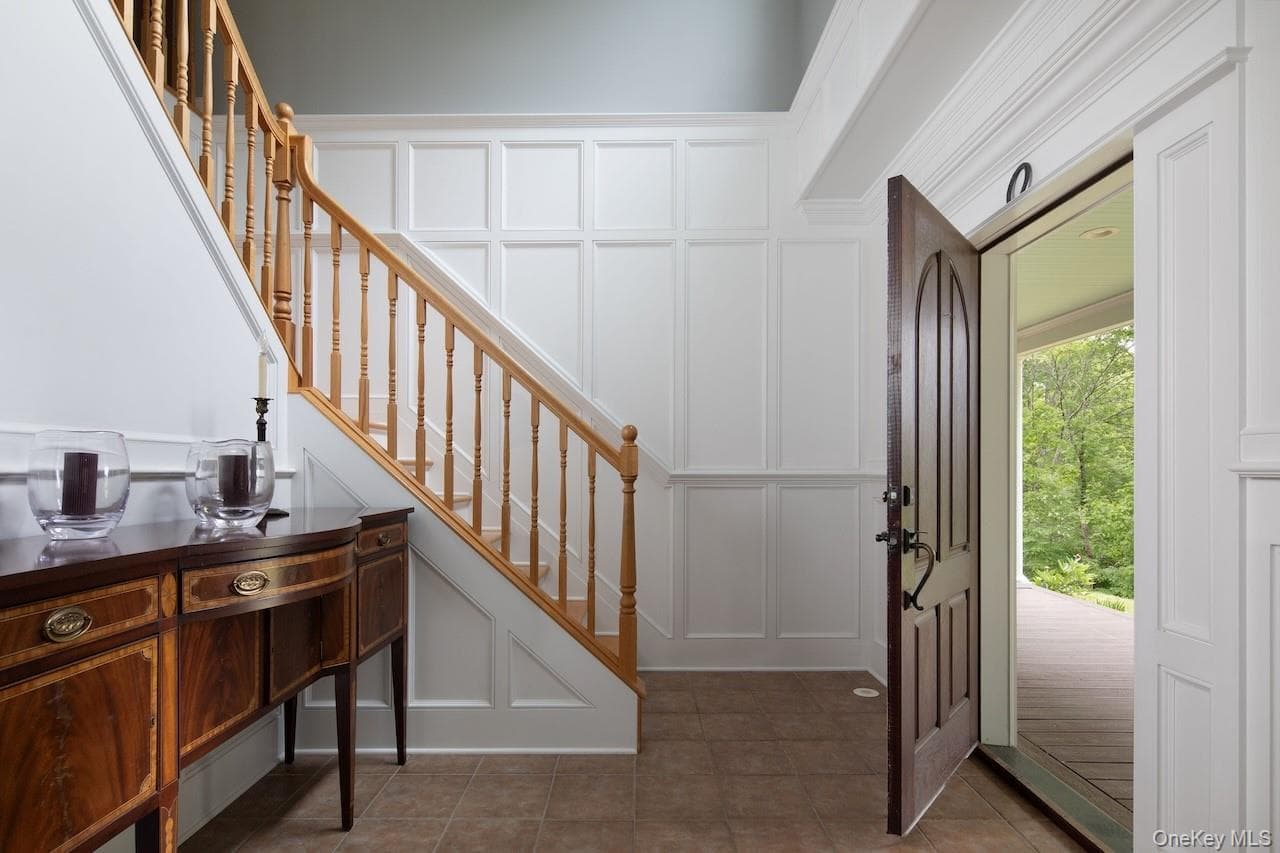 82 Maple Hill Lane thumbnail 13