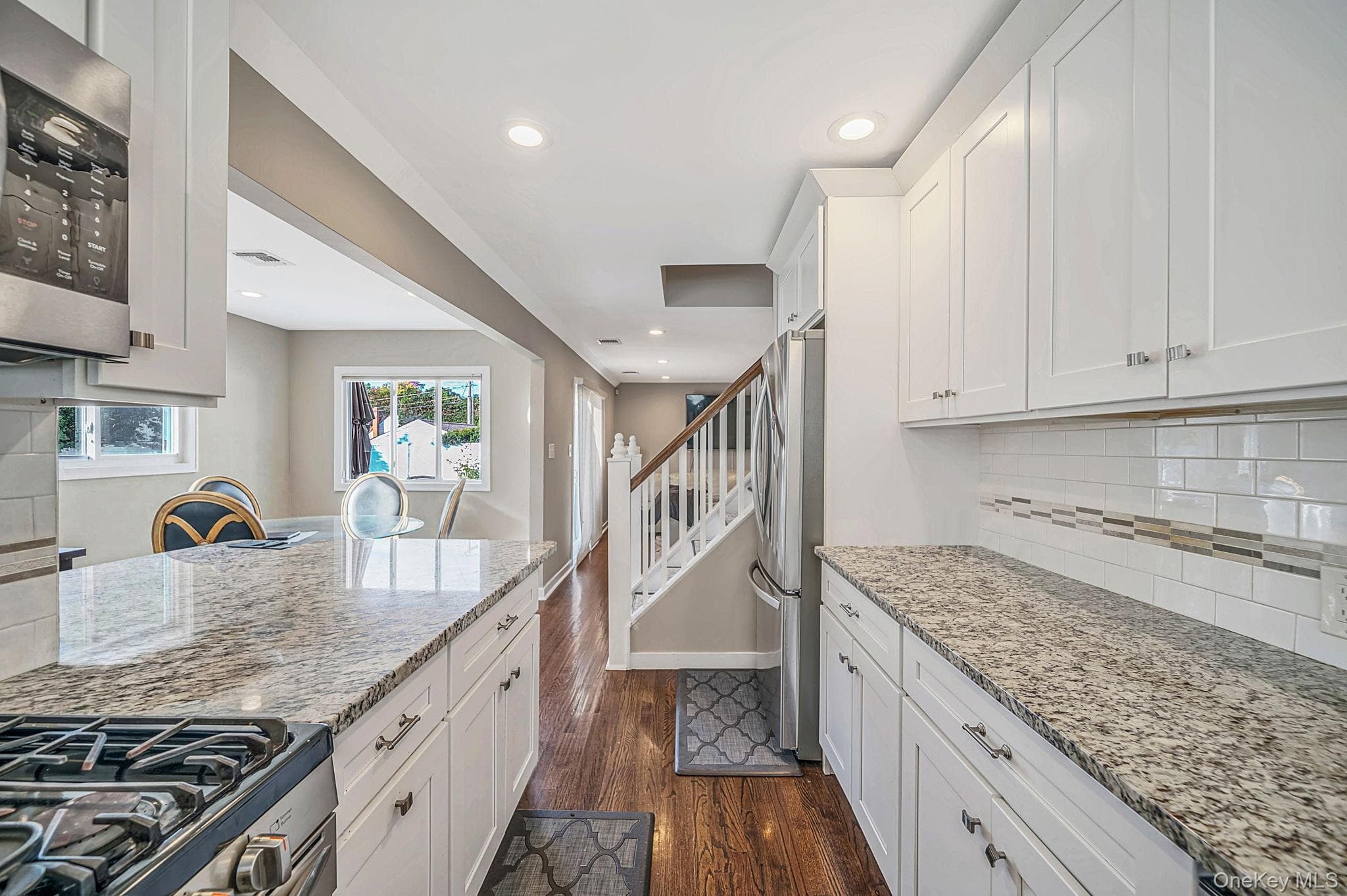 354 Seaford Avenue thumbnail 12
