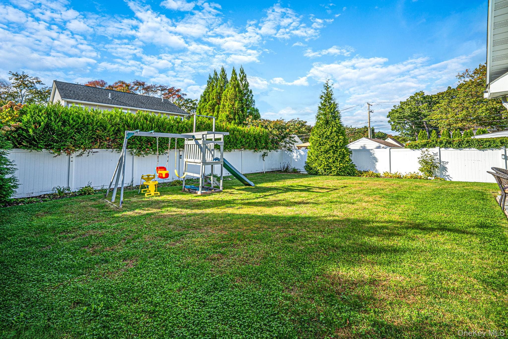 354 Seaford Avenue thumbnail 27