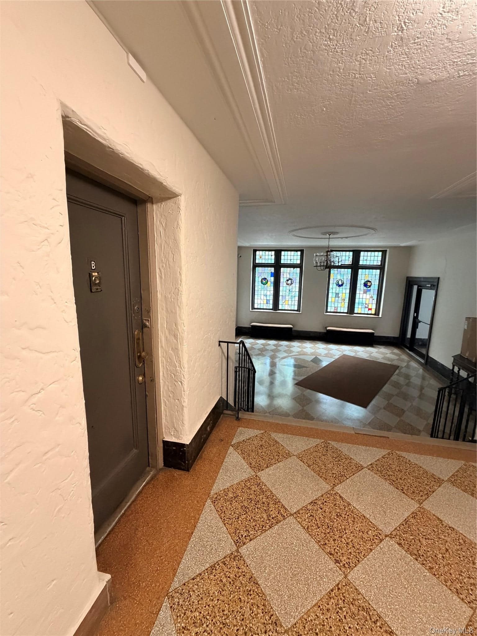 4414 Cayuga Avenue Unit: 1B thumbnail 3