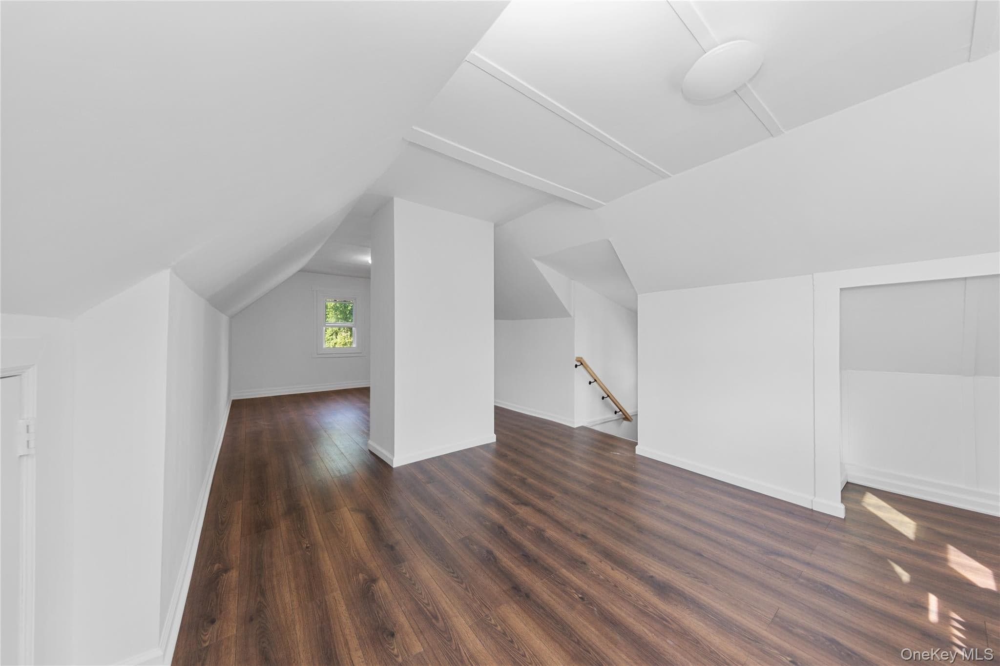 1008 Hudson Avenue thumbnail 23