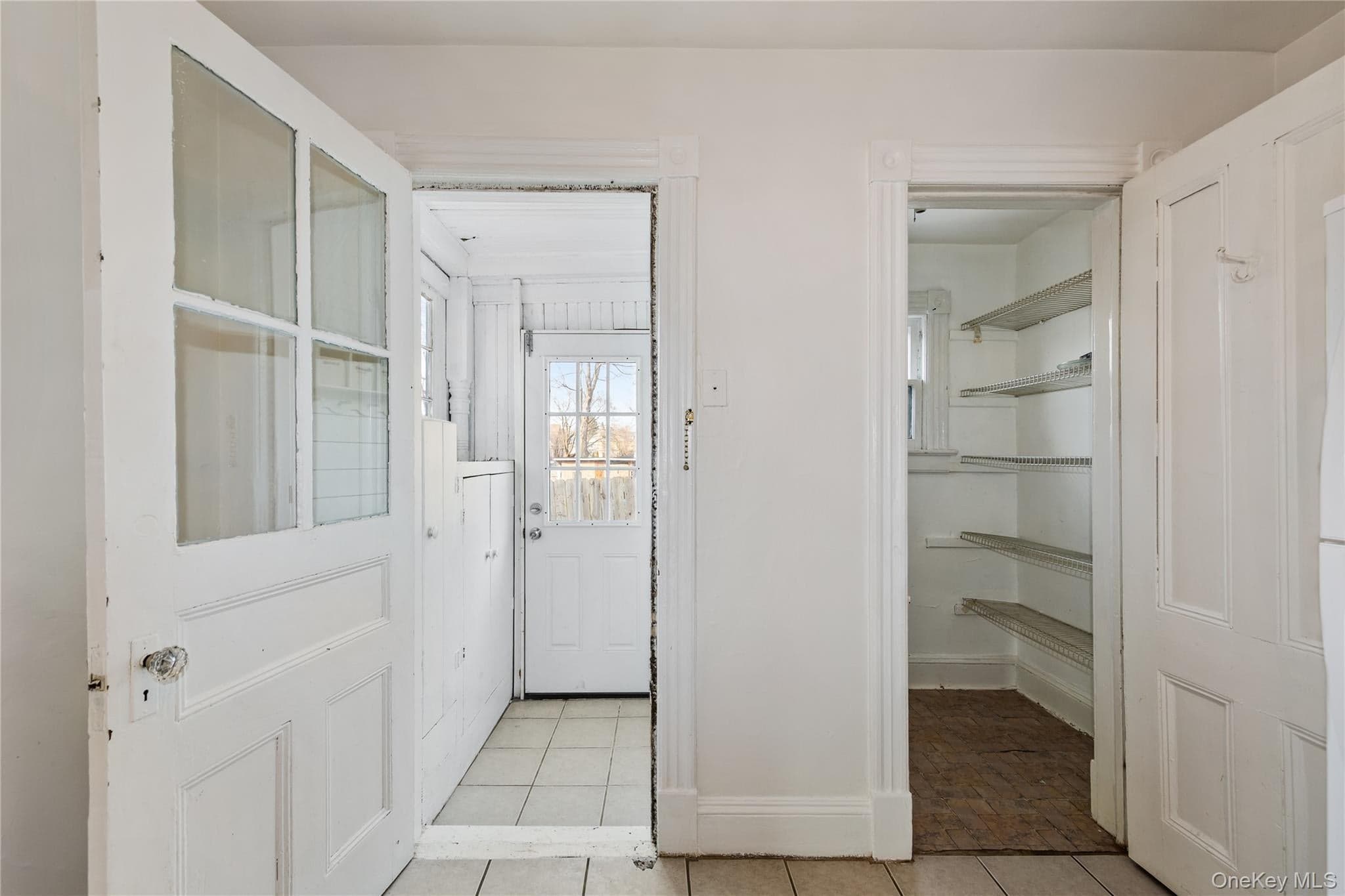 1008 Hudson Avenue thumbnail 8