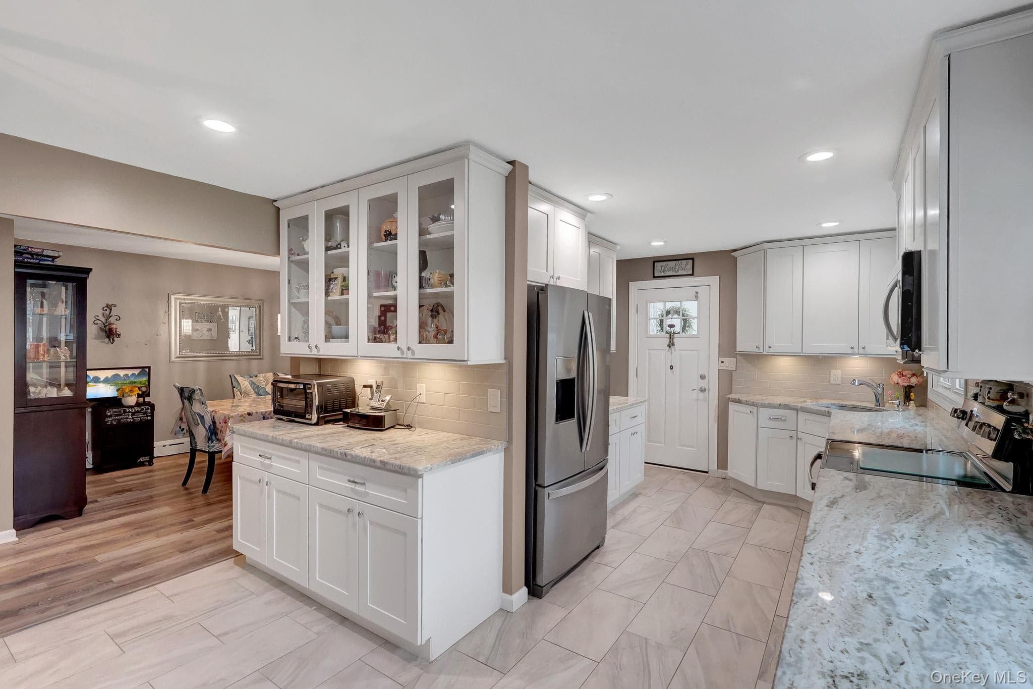 121 Wright Avenue thumbnail 9