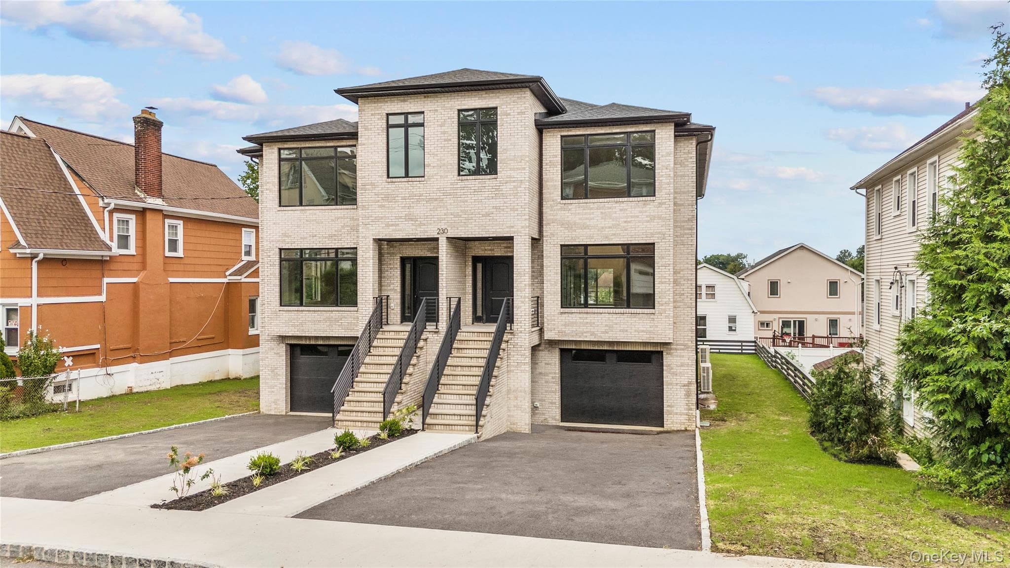 230 Trenchard Street thumbnail 4
