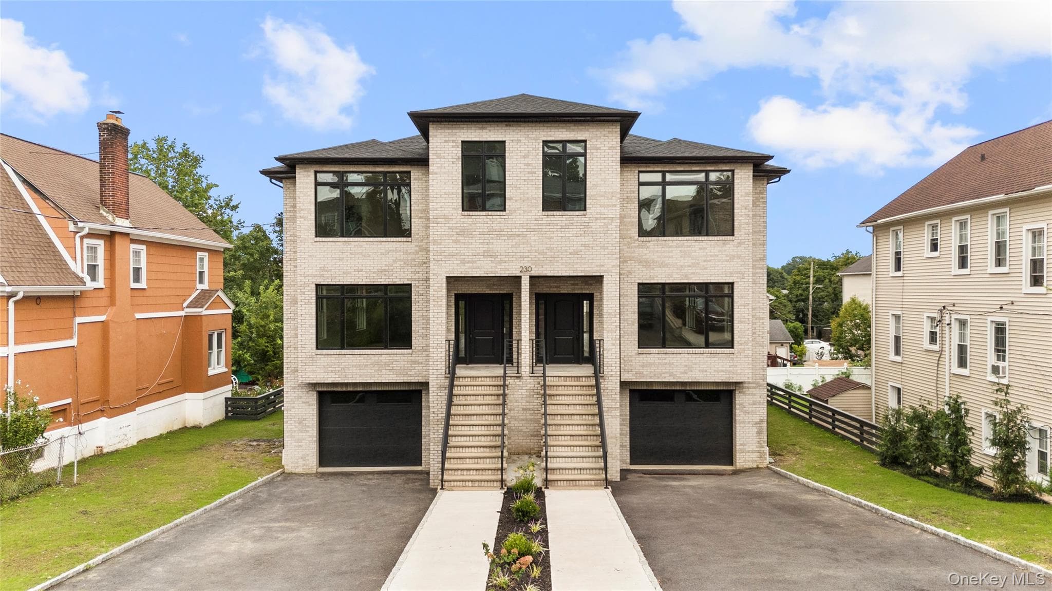 230 Trenchard Street thumbnail 3