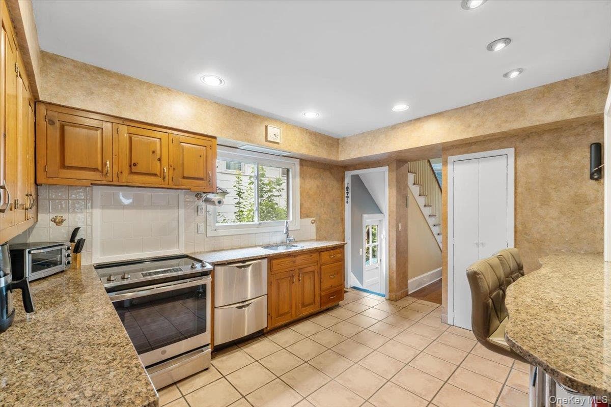 126 Hampshire Road thumbnail 12