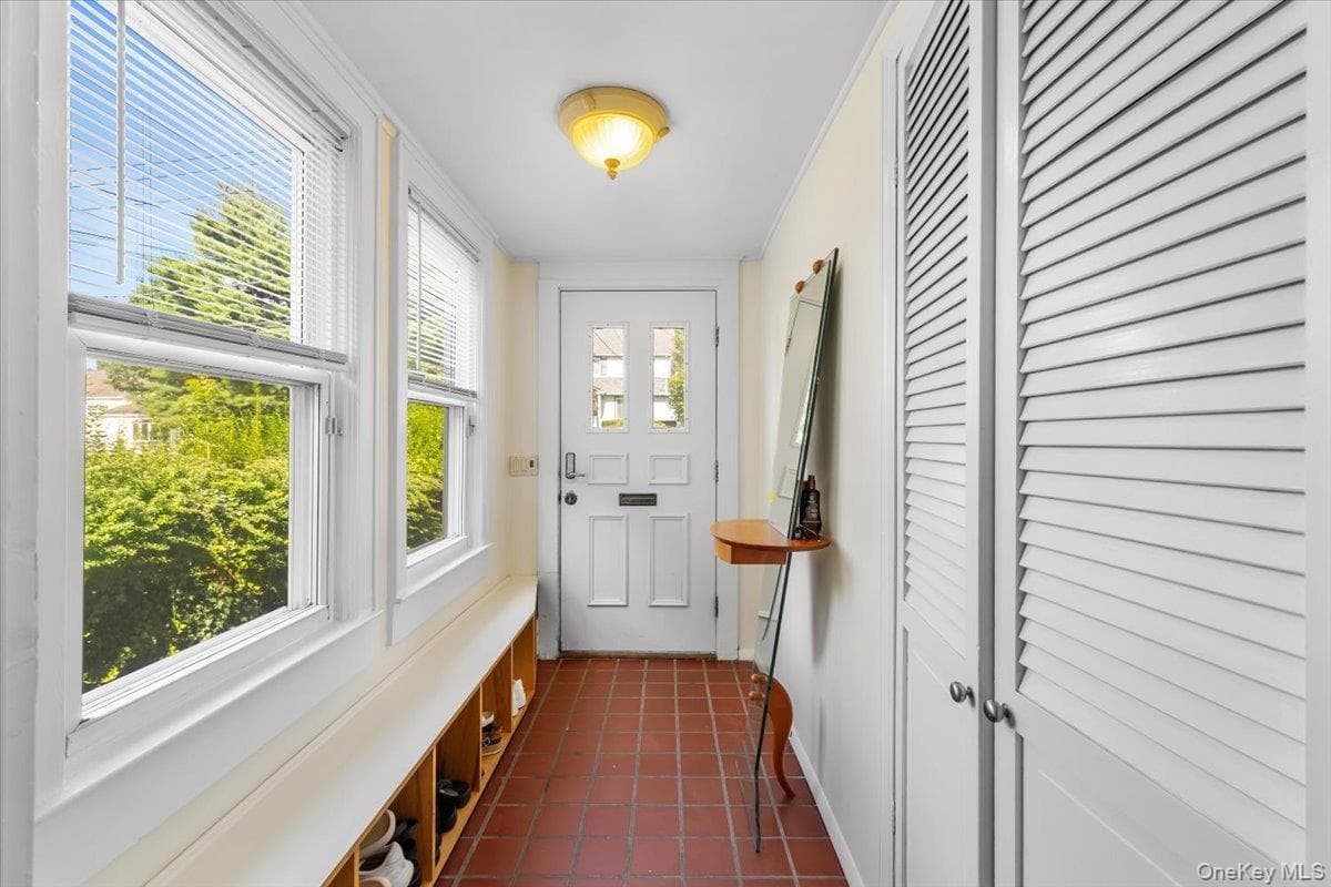 126 Hampshire Road thumbnail 4