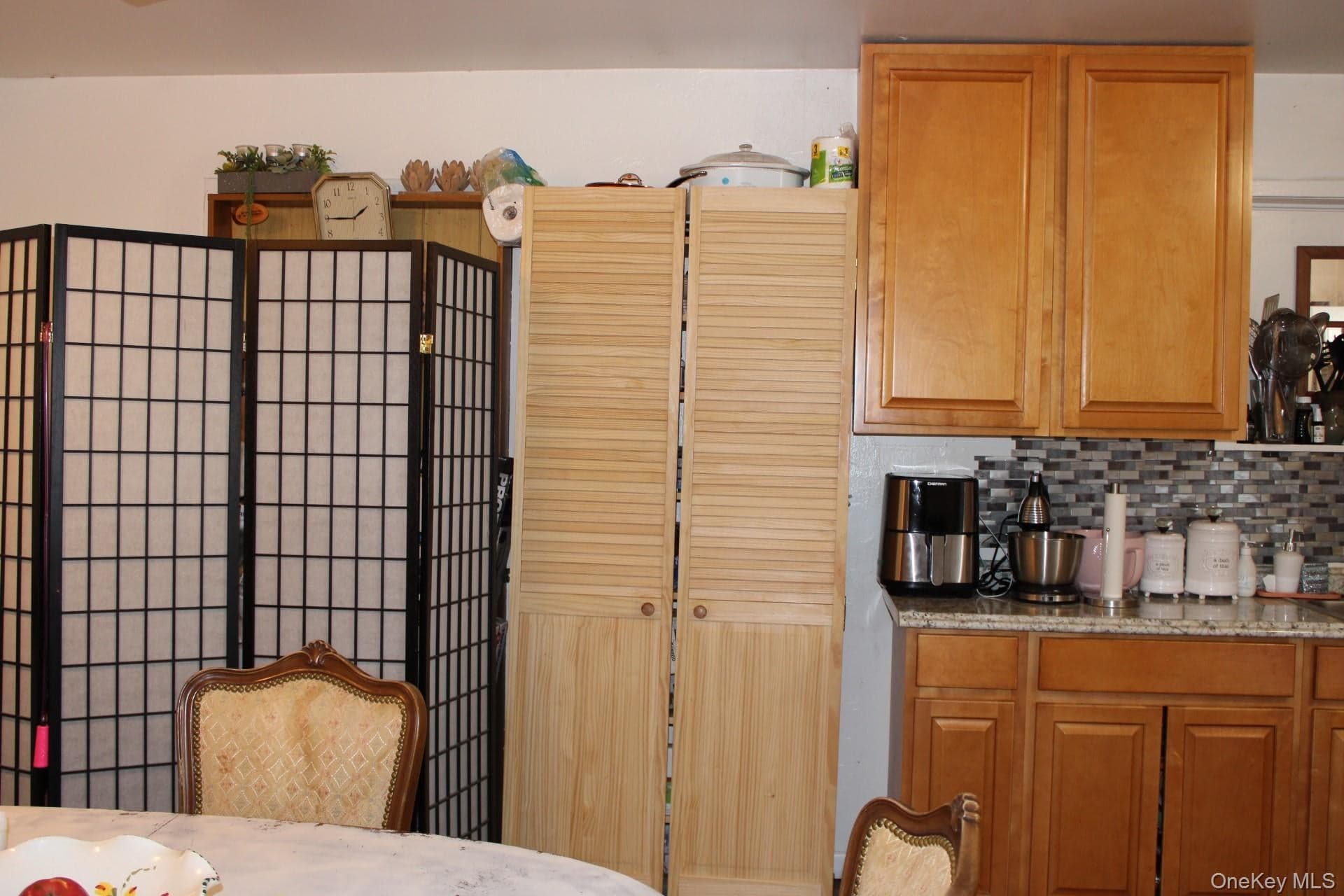12 S Parsonage Street thumbnail 18