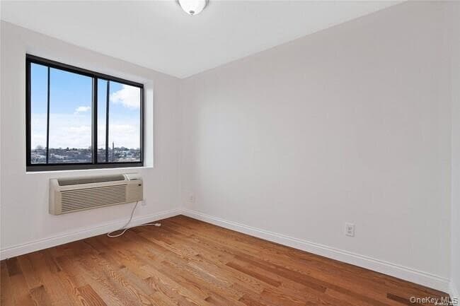 70-26 Queens Boulevard Unit: 10E thumbnail 11