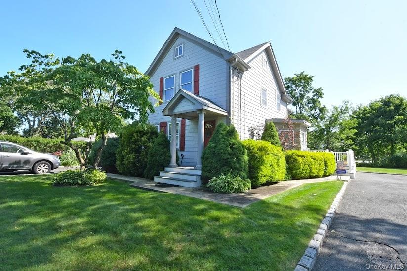 478 Marcy Avenue photo 1