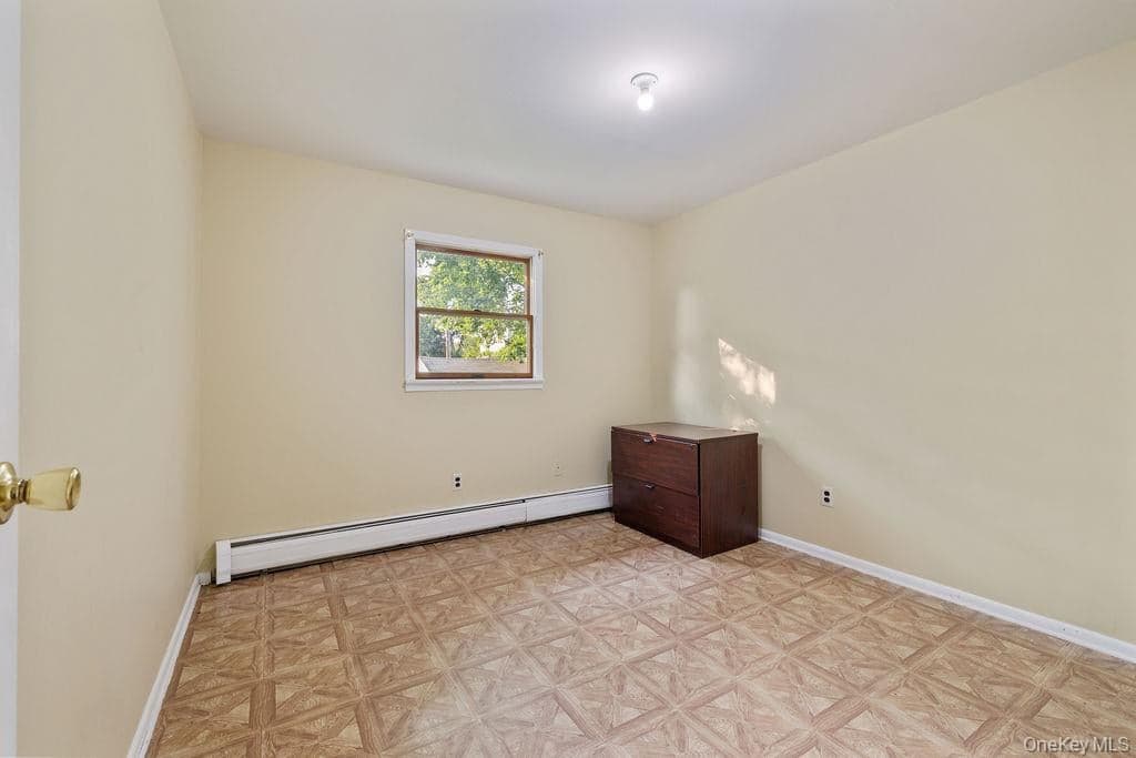 12 Gillis Avenue thumbnail 10
