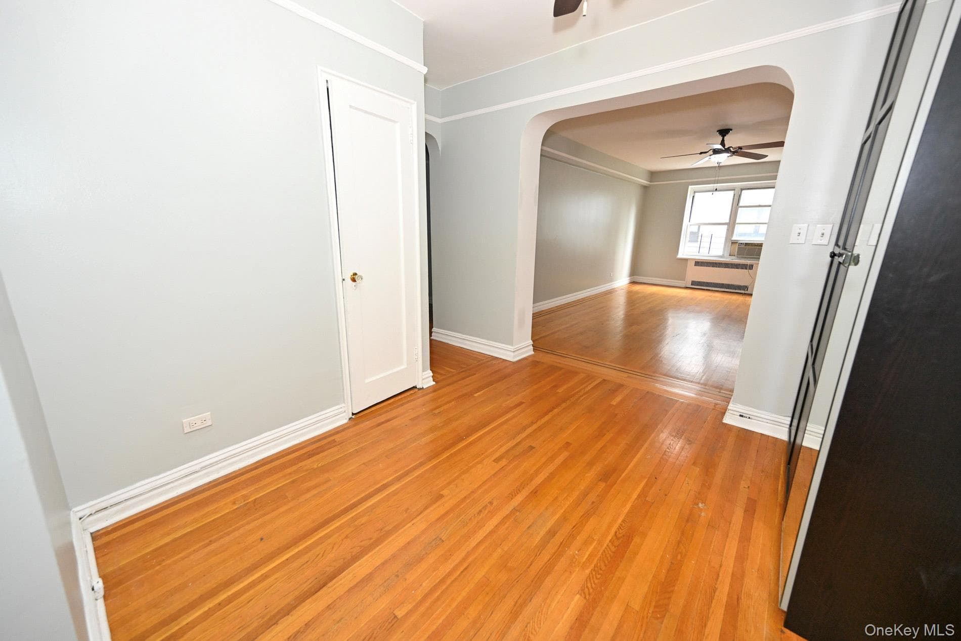 61-41 Saunders Street Unit: B25 thumbnail 11