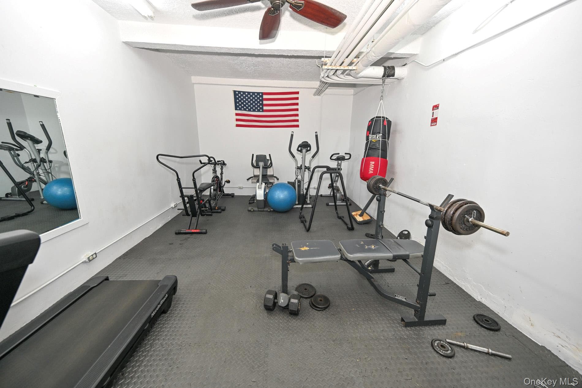 61-41 Saunders Street Unit: B25 thumbnail 35