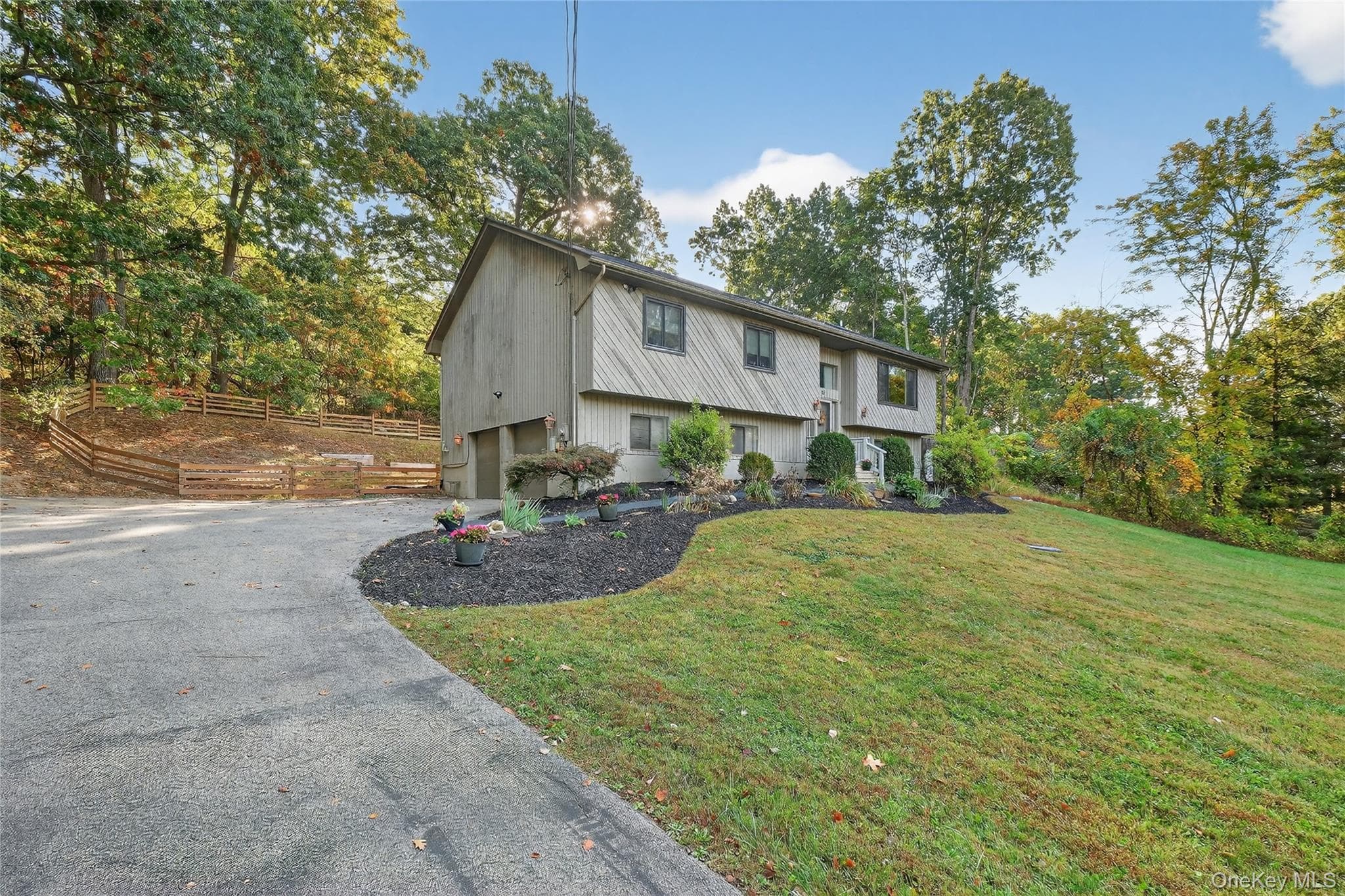51 Dogwood Trail, Lagrangeville