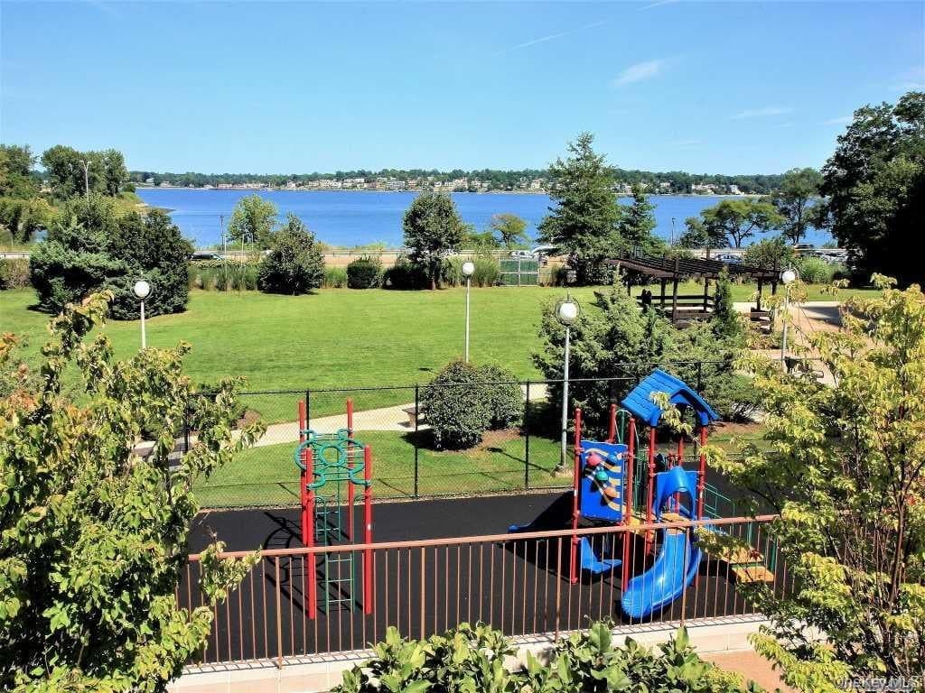 17-85 215 Street Unit: 16 J thumbnail 27