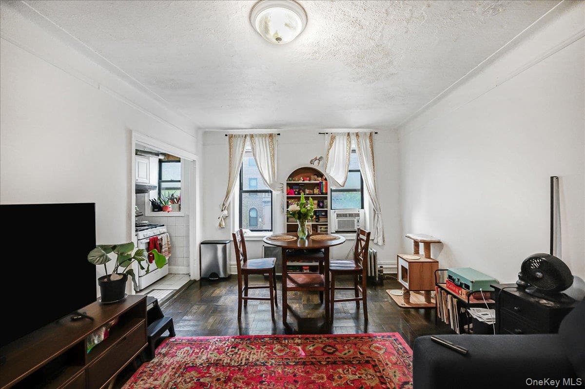 50-05 43rd Avenue Ave Unit: 1M thumbnail 5