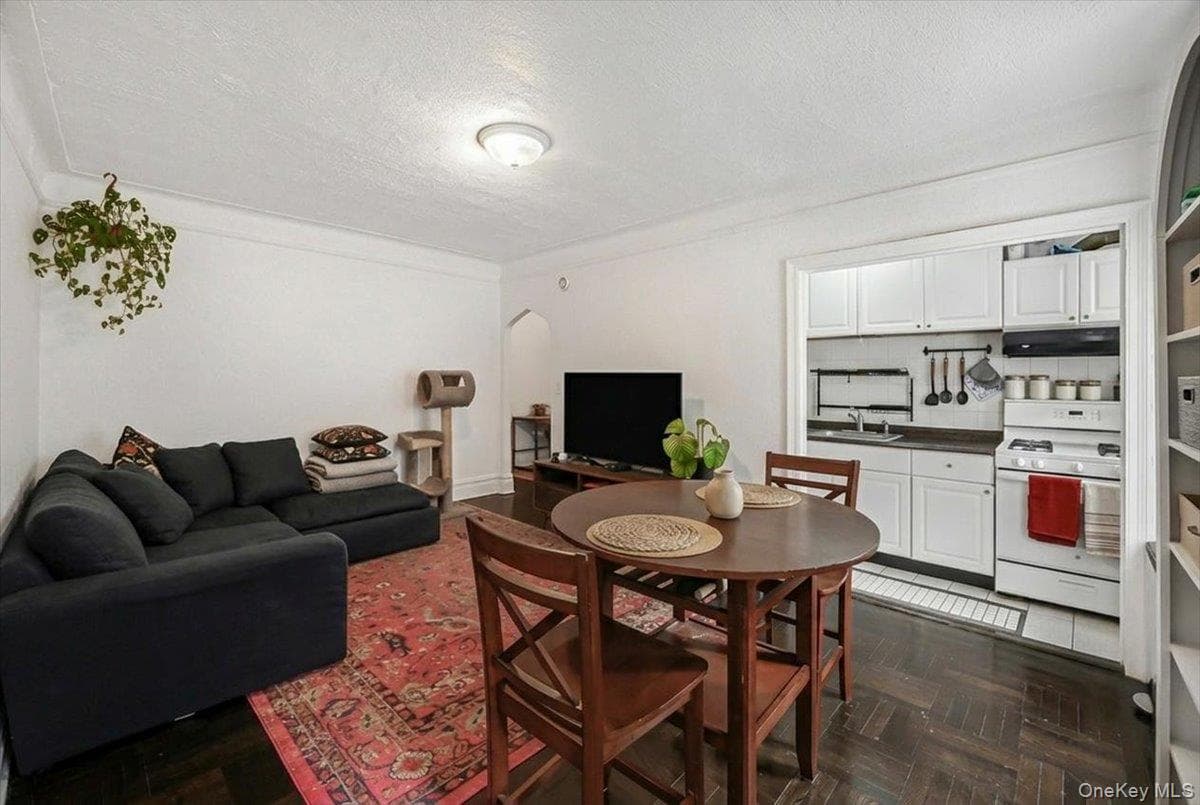 50-05 43rd Avenue Ave Unit: 1M thumbnail 6