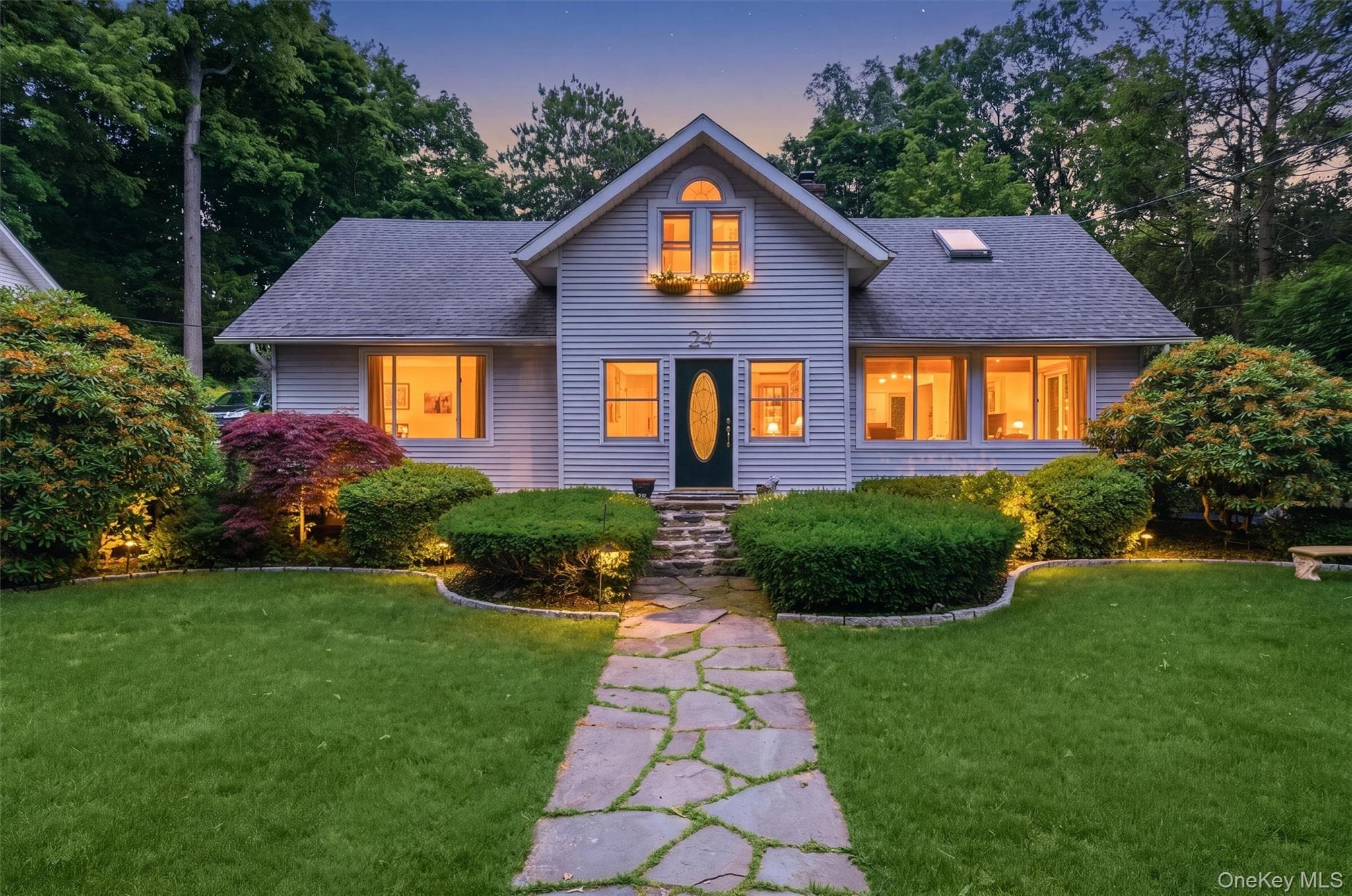 24 Tamarack Road photo 1