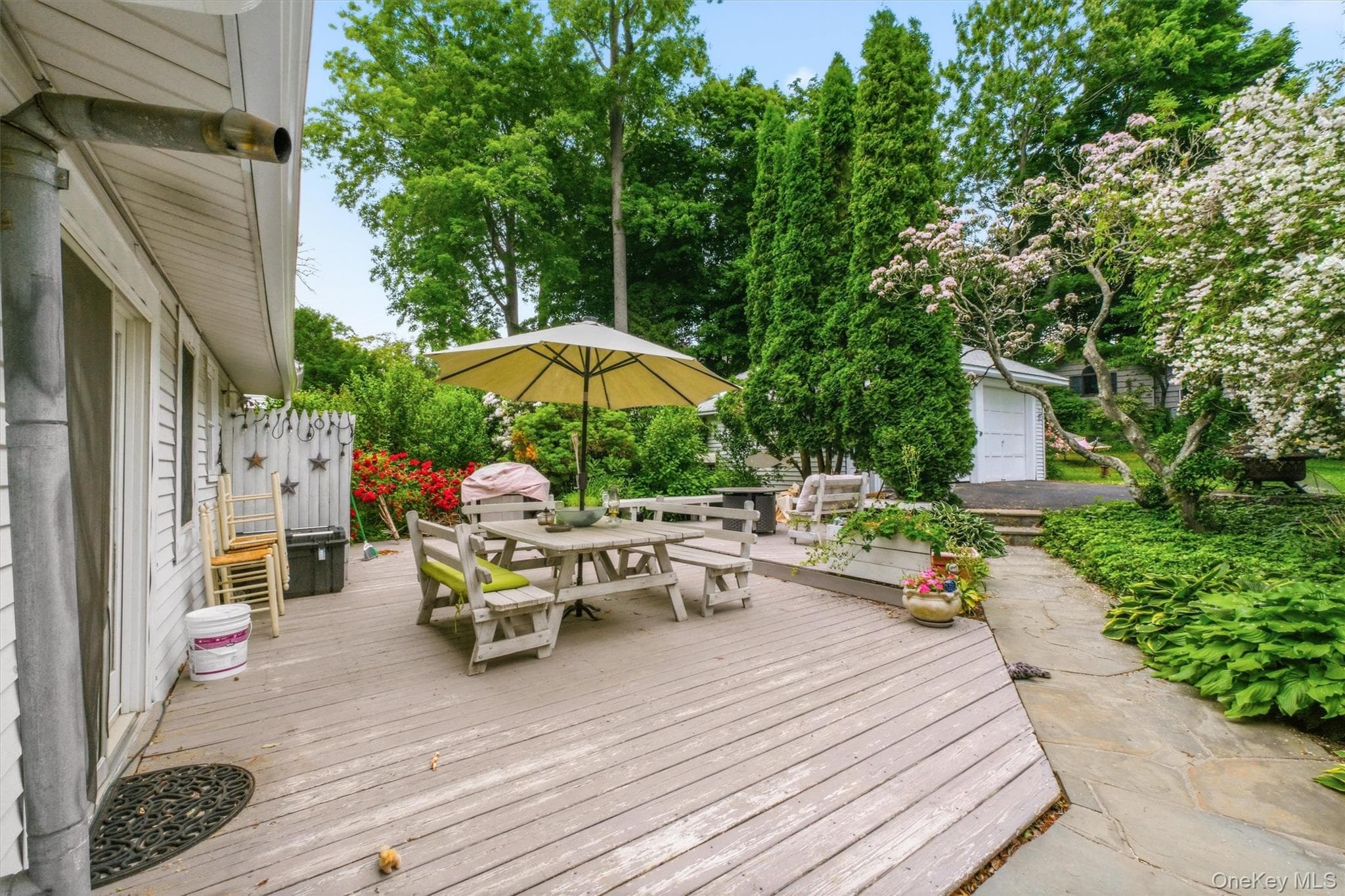 24 Tamarack Road thumbnail 23