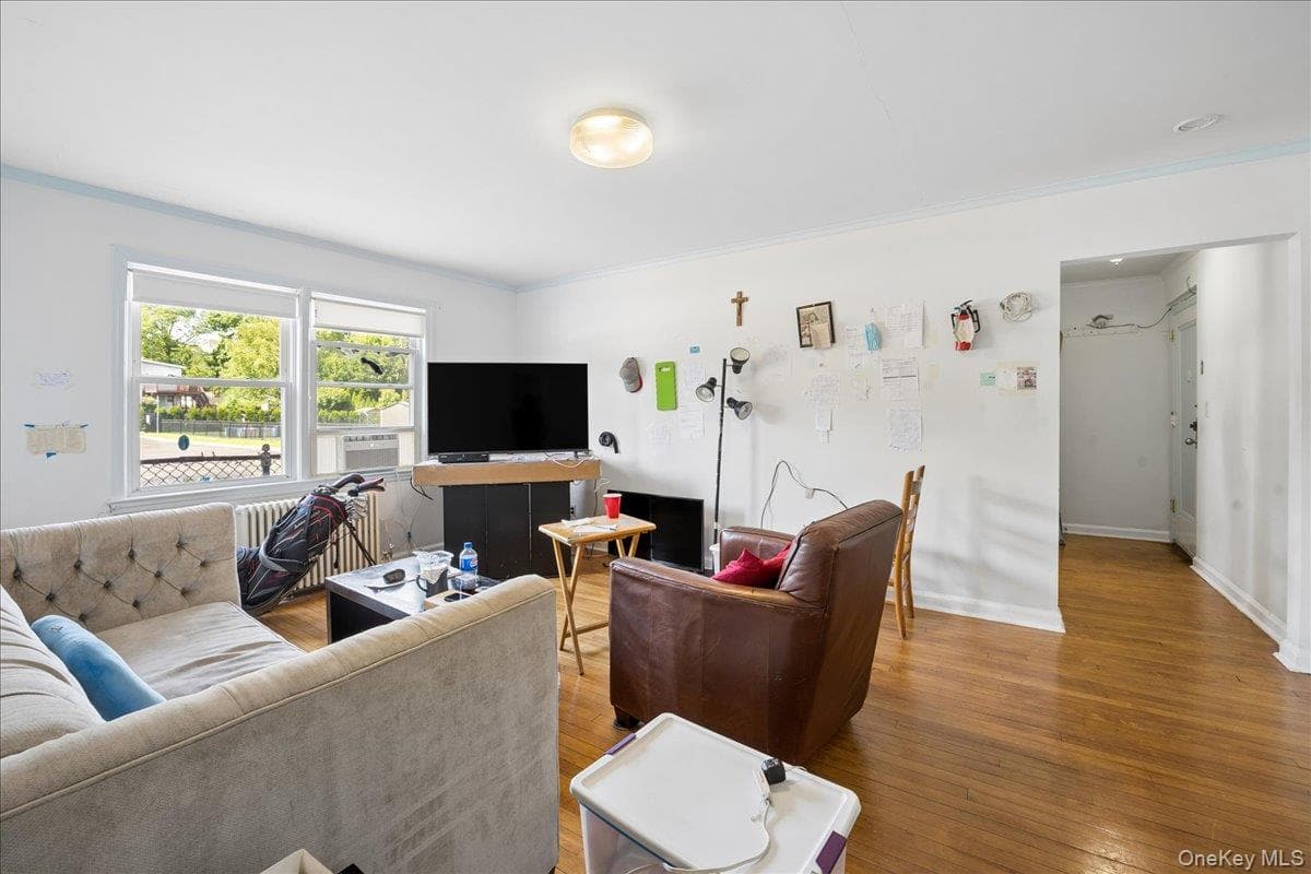 115 N Barry Avenue thumbnail 15