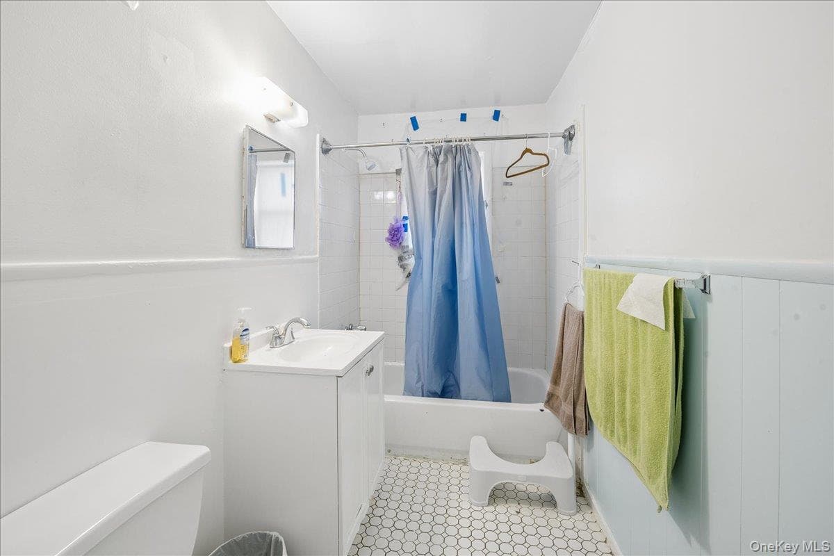 115 N Barry Avenue thumbnail 13