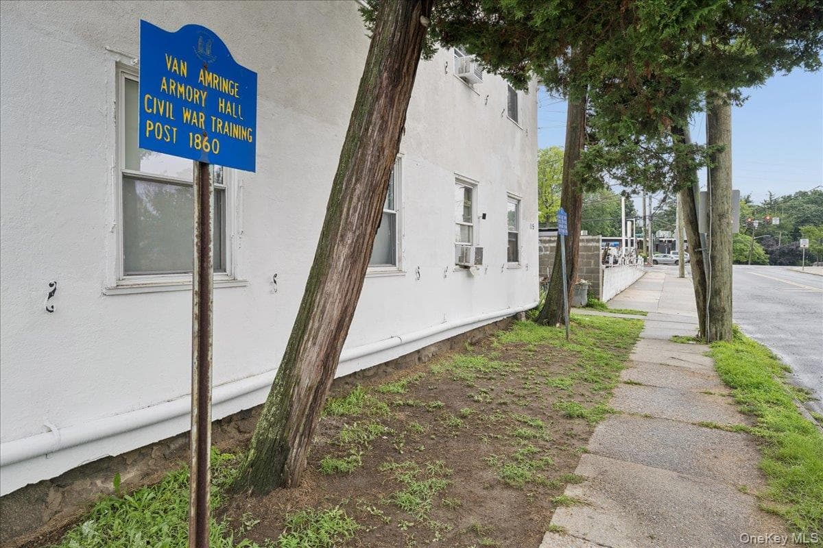 115 N Barry Avenue thumbnail 4