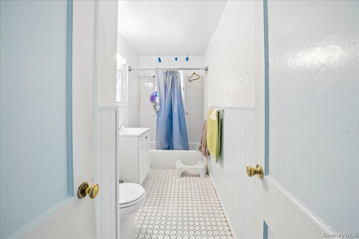 115 N Barry Avenue thumbnail 14