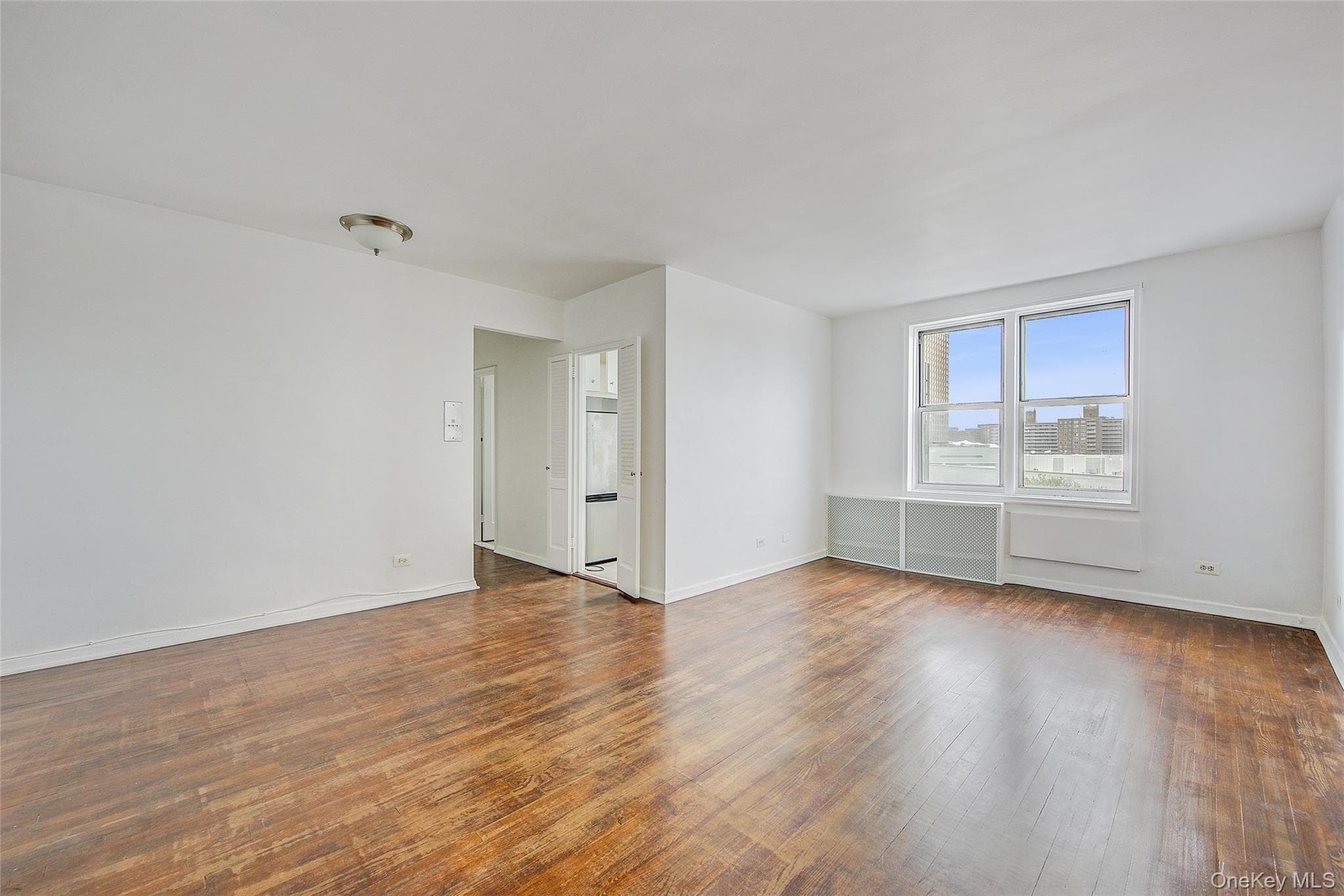 63-45 Saunders Street Unit: 6H thumbnail 2