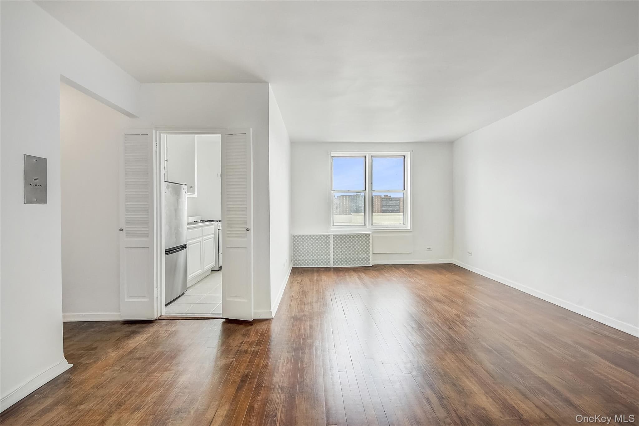 63-45 Saunders Street Unit: 6H thumbnail 5
