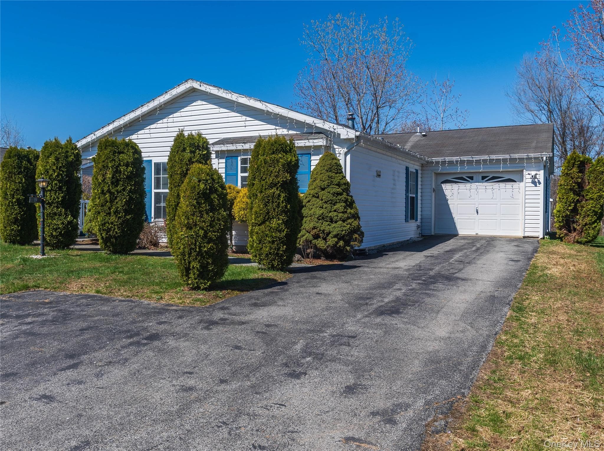 19 Biscayne Blvd Blvd, Poughkeepsie