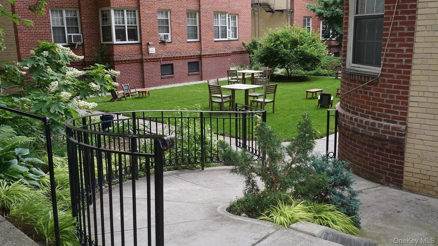 77-12 35 Avenue Unit: A51 thumbnail 19