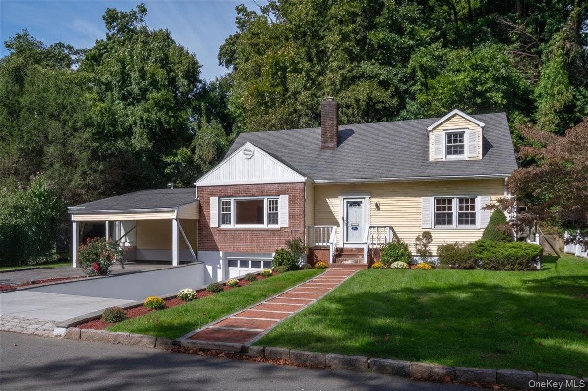 32 Dogwood Drive thumbnail 3