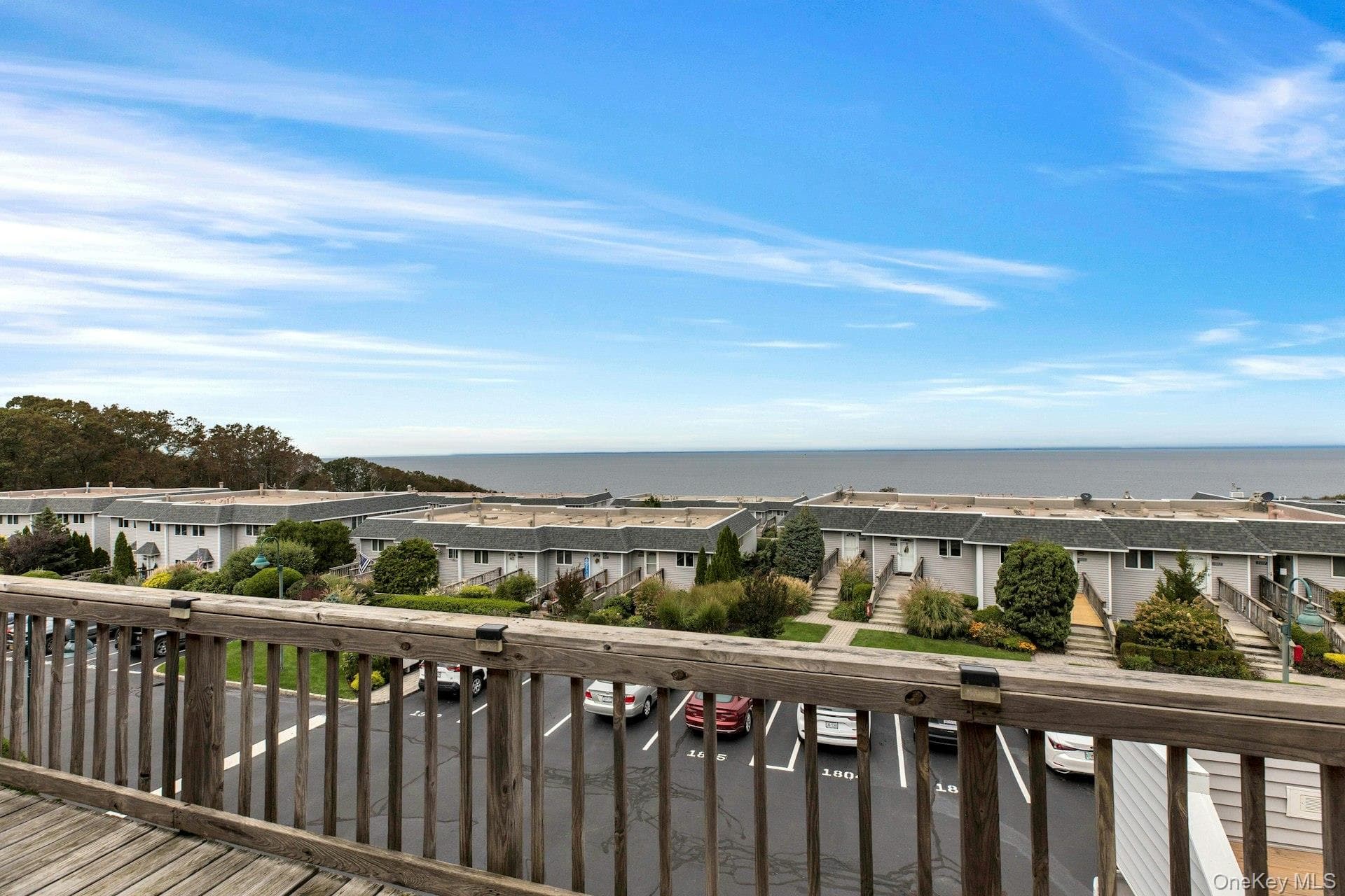 3104 Bluffs Drive thumbnail 23
