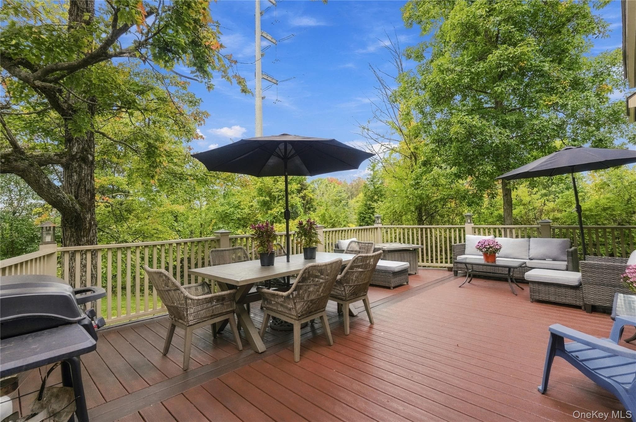 191 N Smith Road thumbnail 42