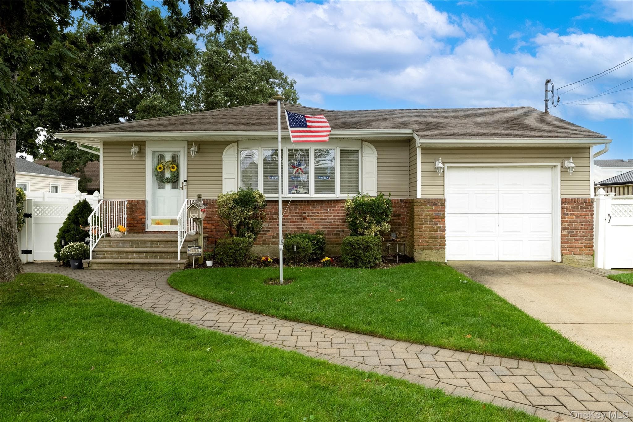 132 Yoakum Avenue photo 1