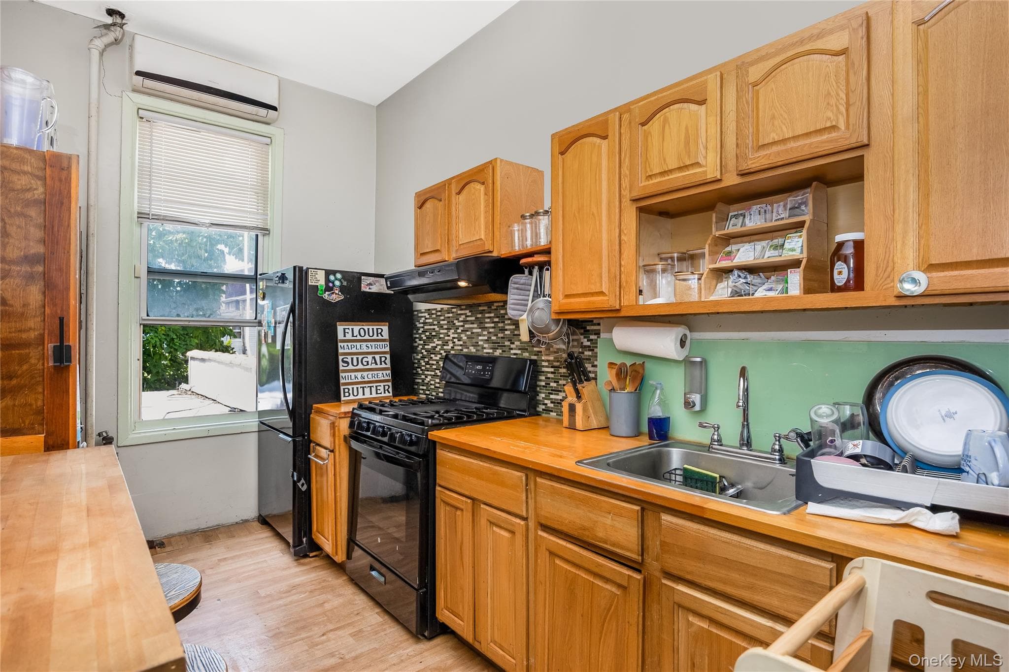 150 Norwood Avenue thumbnail 9