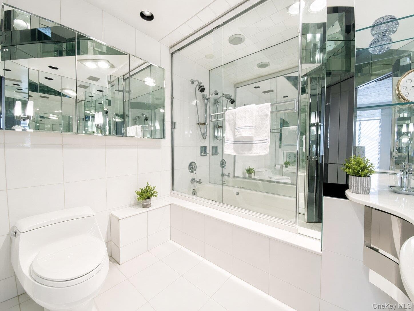 26910 Grand Central Parkway Unit: 30N thumbnail 19