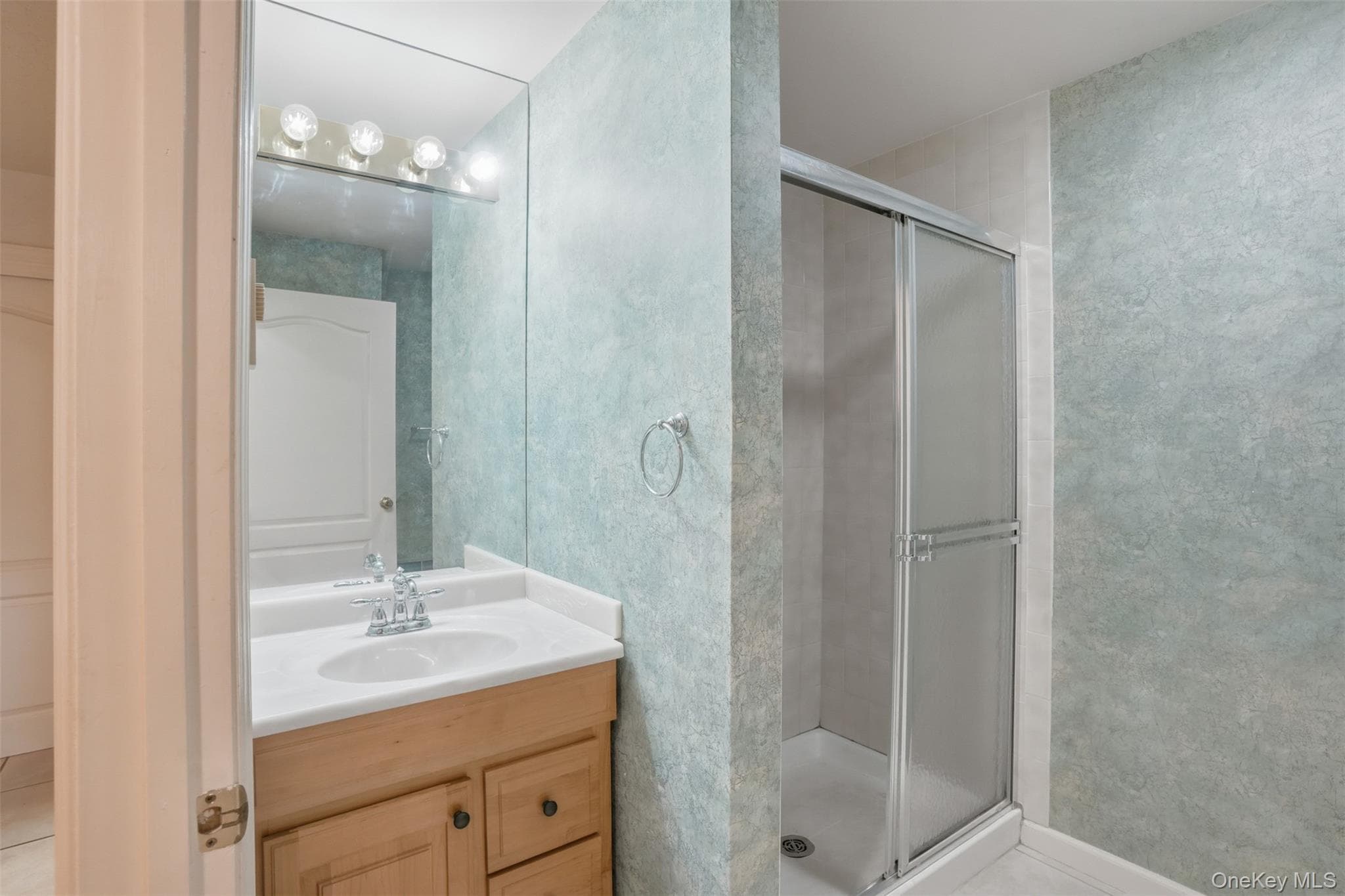 62 Riverview Mary Powell thumbnail 18