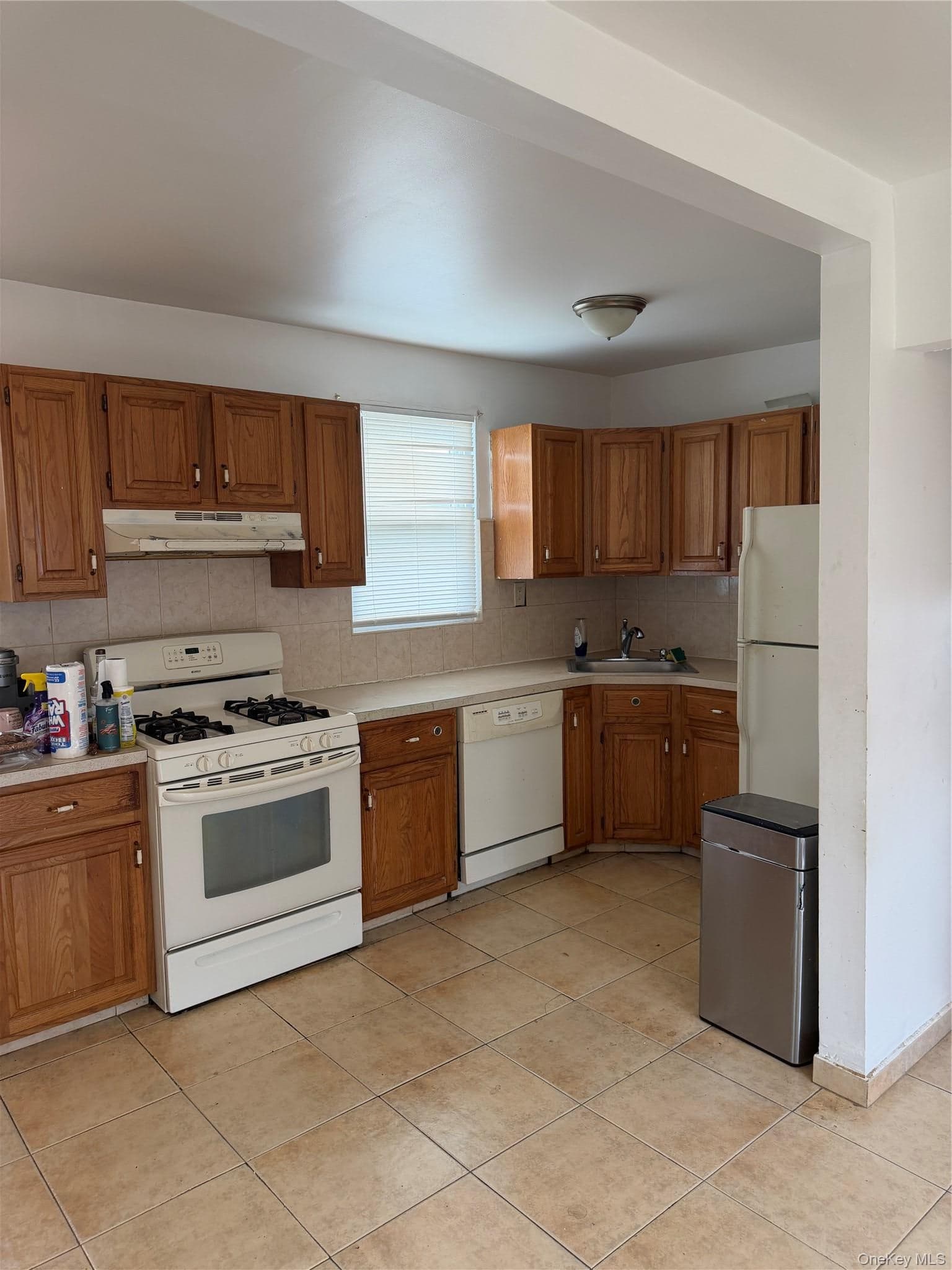 3170 Rawlins Avenue thumbnail 25