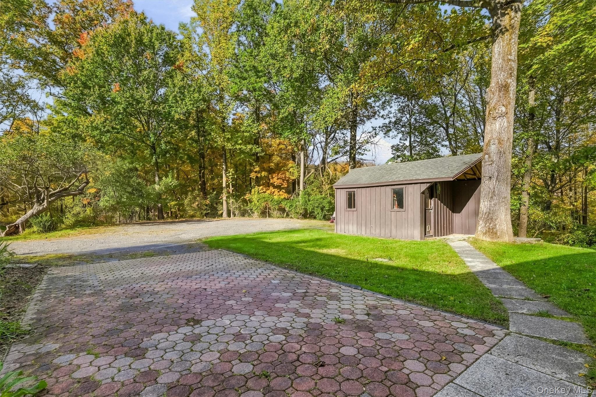 85 Foster Road thumbnail 32
