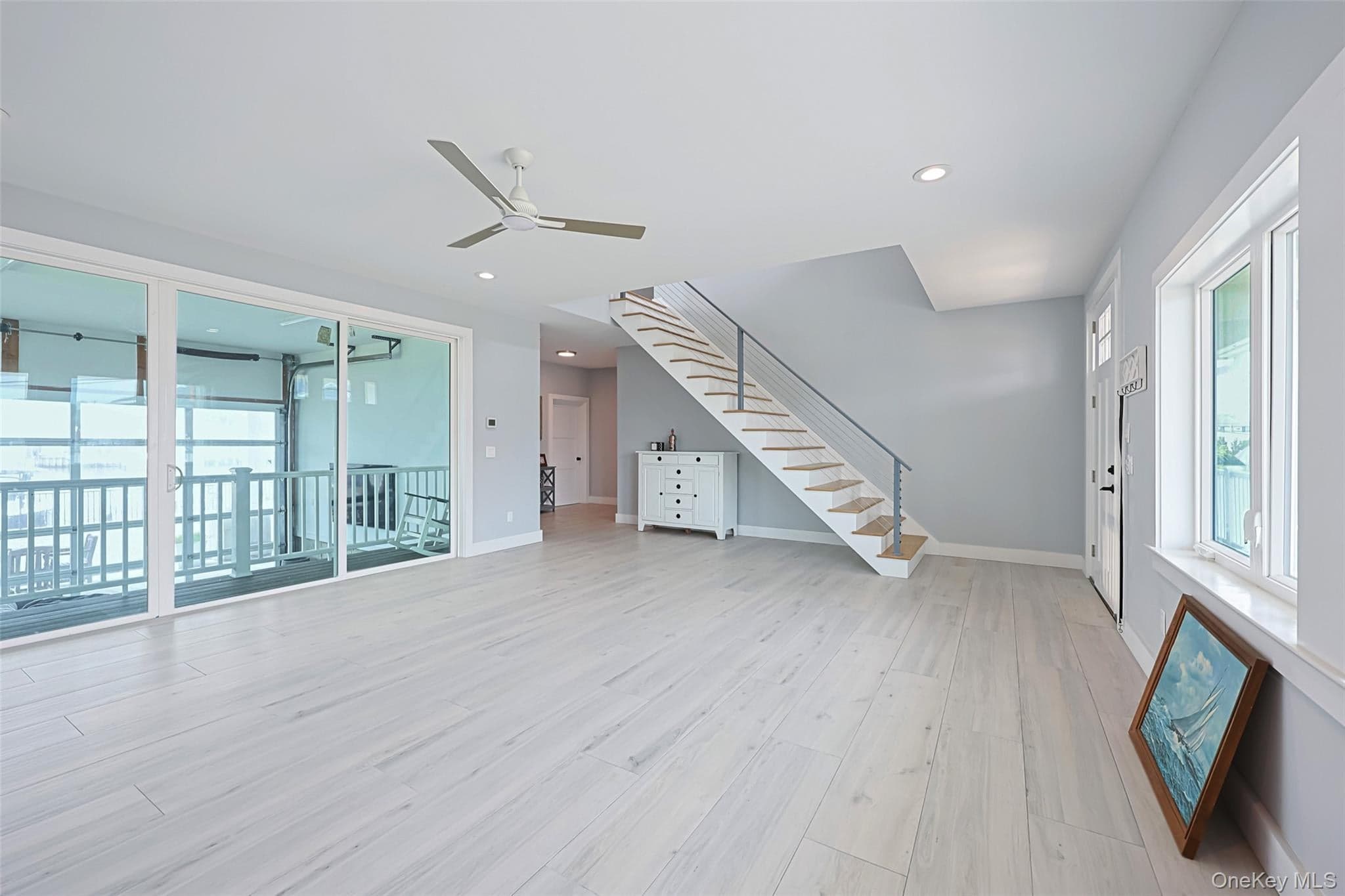 390 E Shore Road thumbnail 14