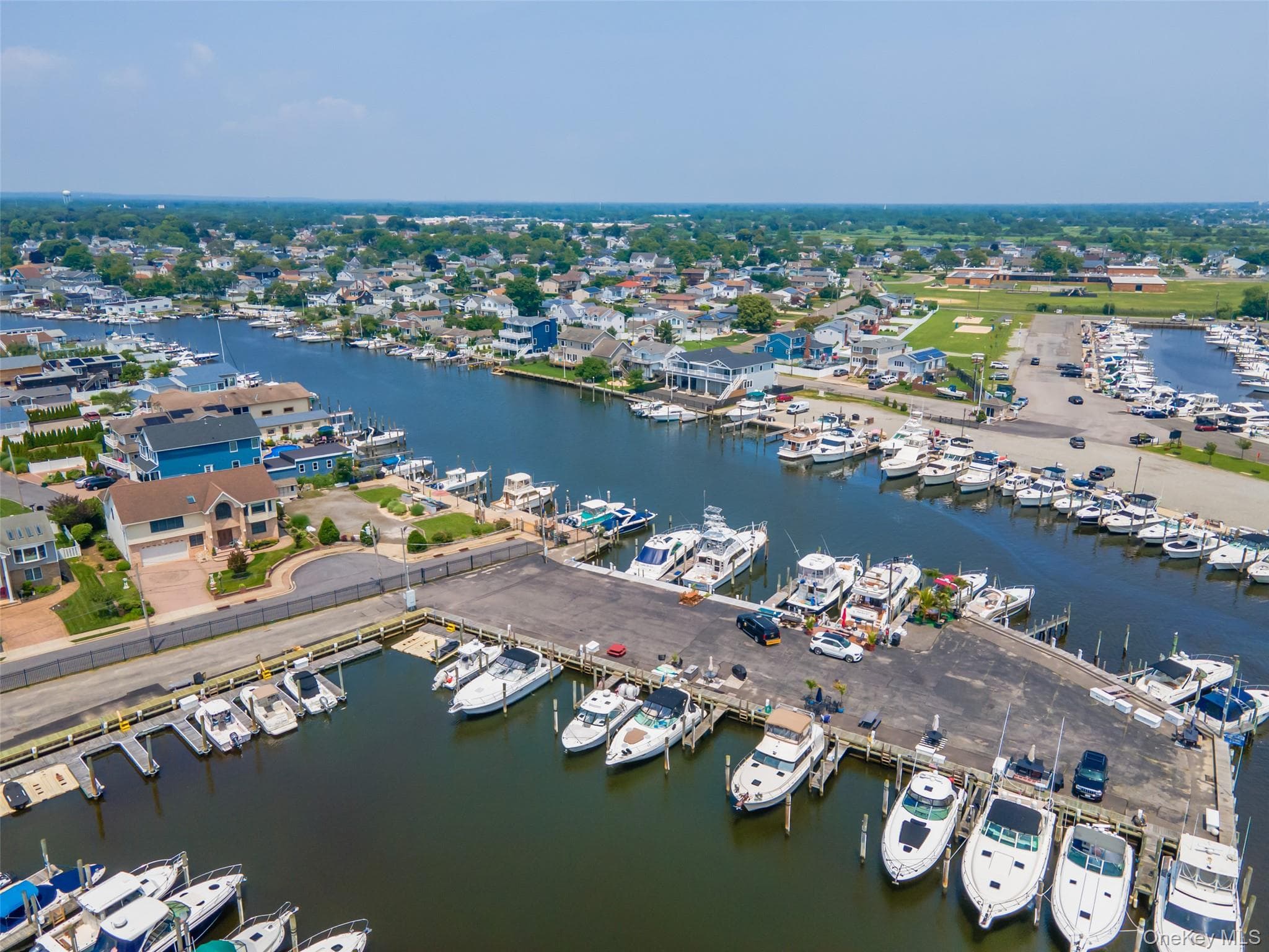 390 E Shore Road thumbnail 3