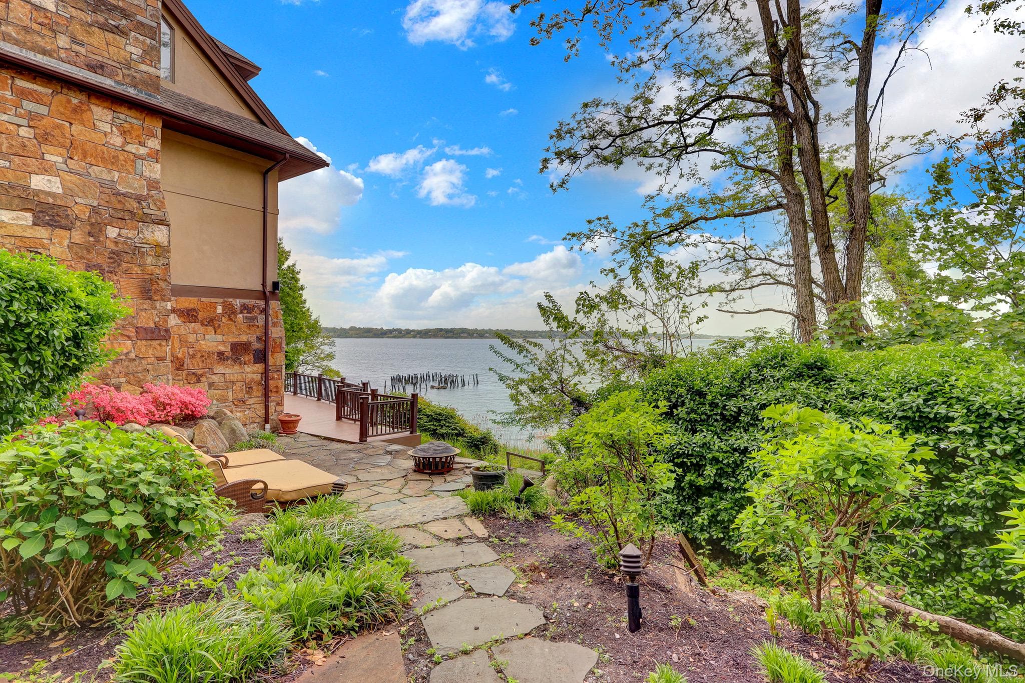 35 Sunview Drive thumbnail 31