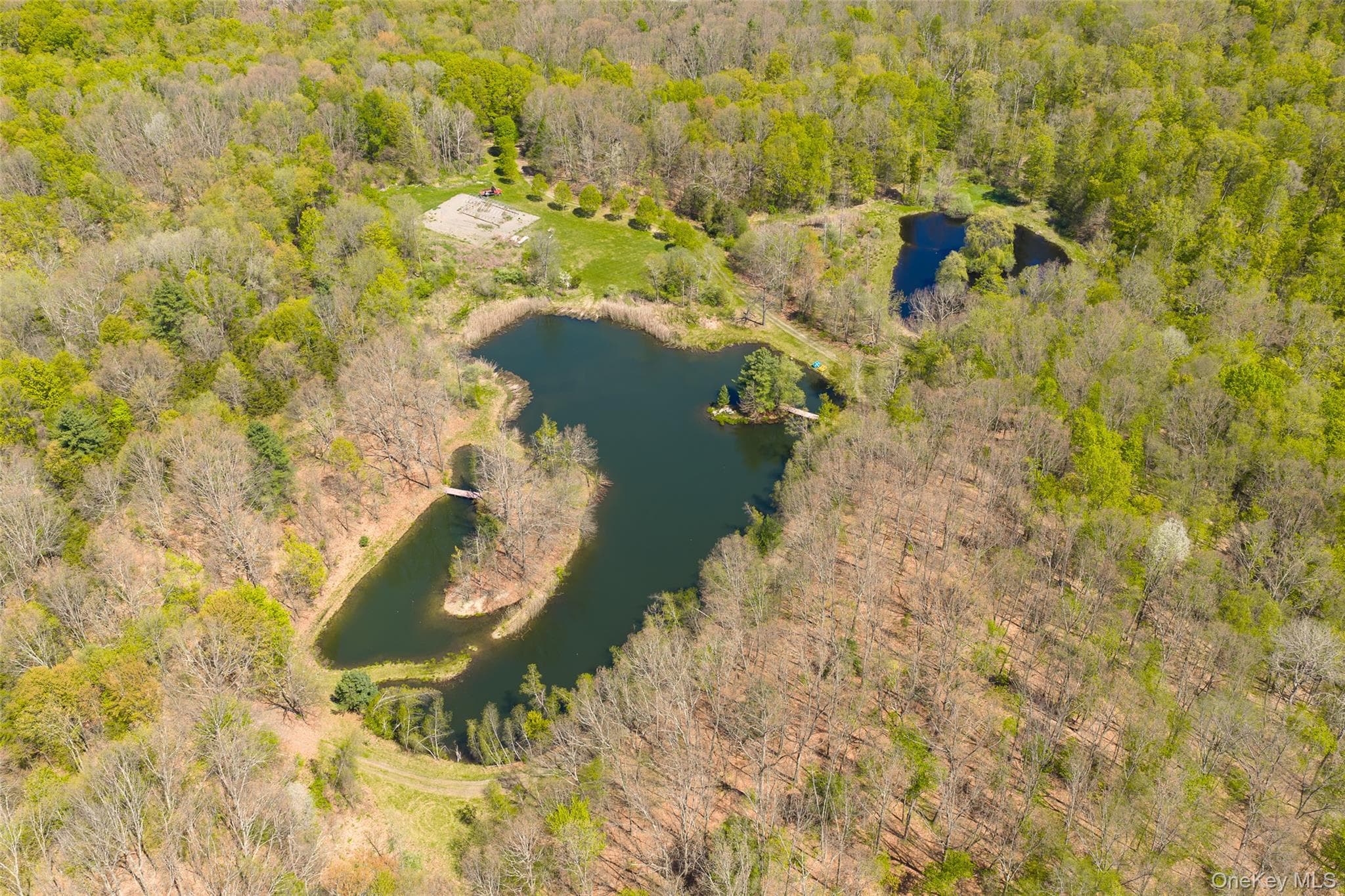 252 Crum Elbow Road thumbnail 8