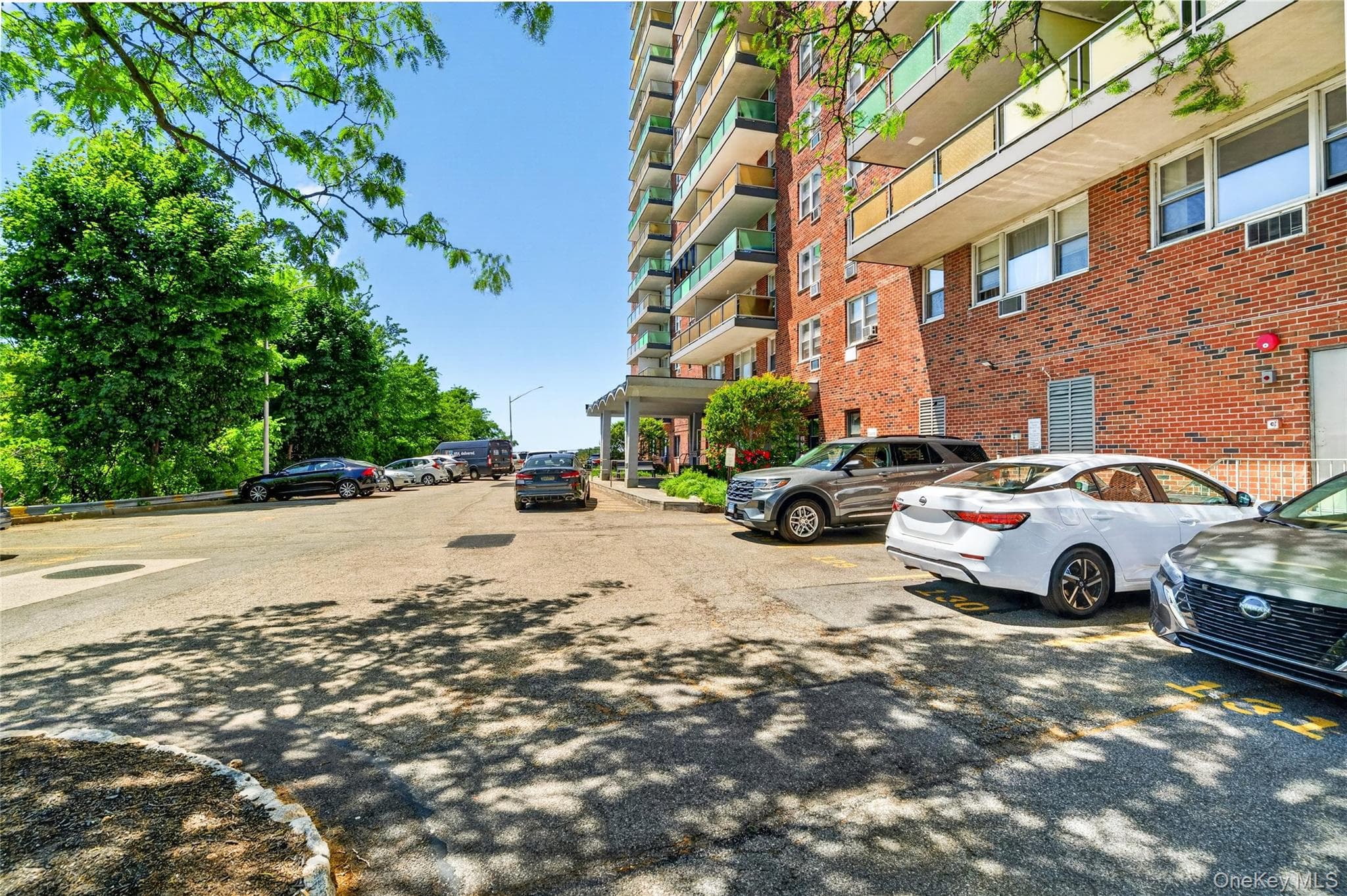 1841 Central Park Avenue Unit: 18A thumbnail 50
