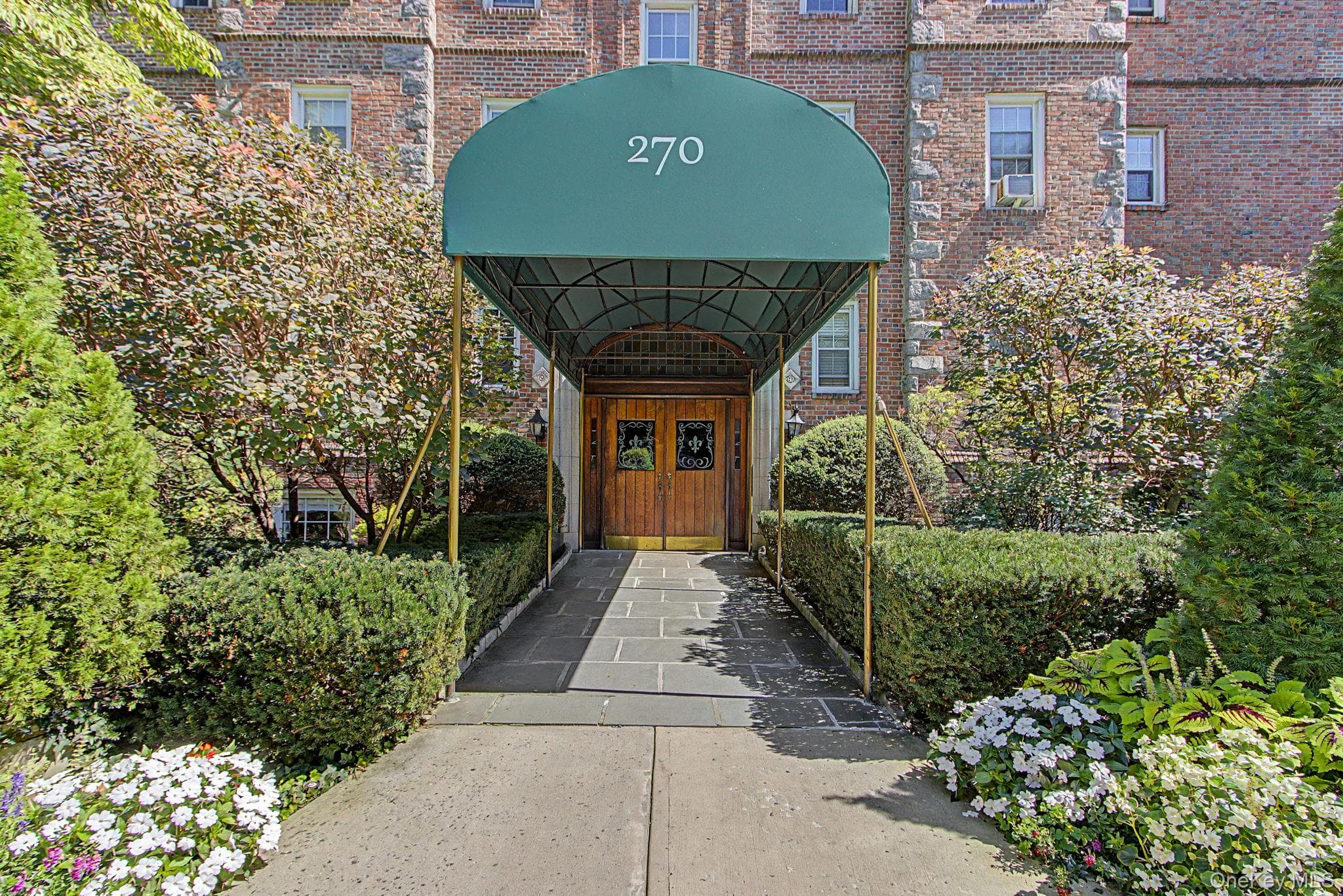 270 Bronxville Road Unit: B3 thumbnail 2