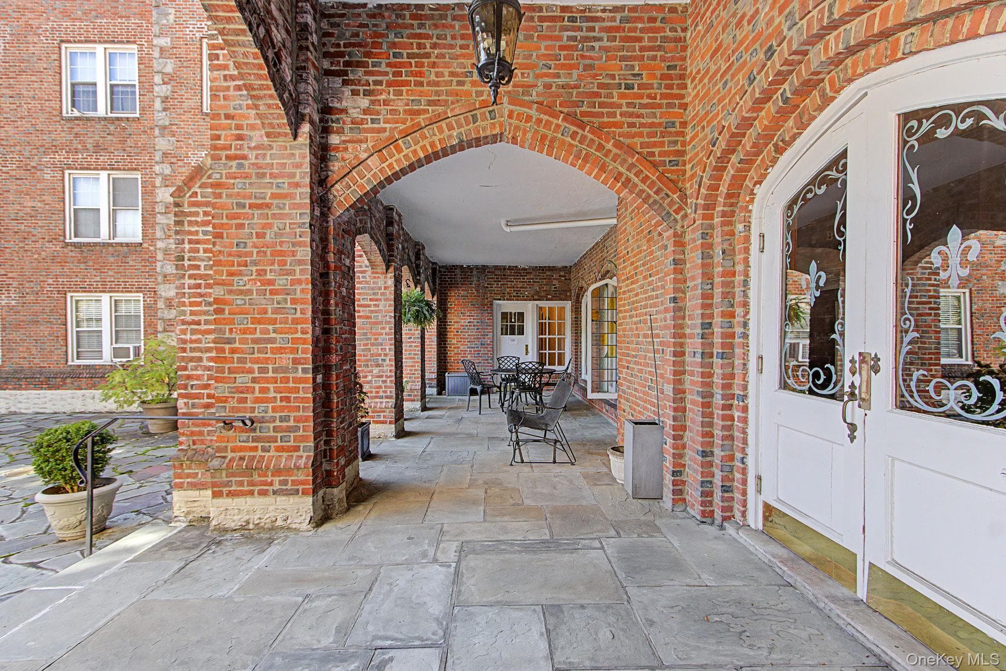 270 Bronxville Road Unit: B3 thumbnail 18