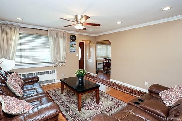 1408 Lowell Avenue thumbnail 6