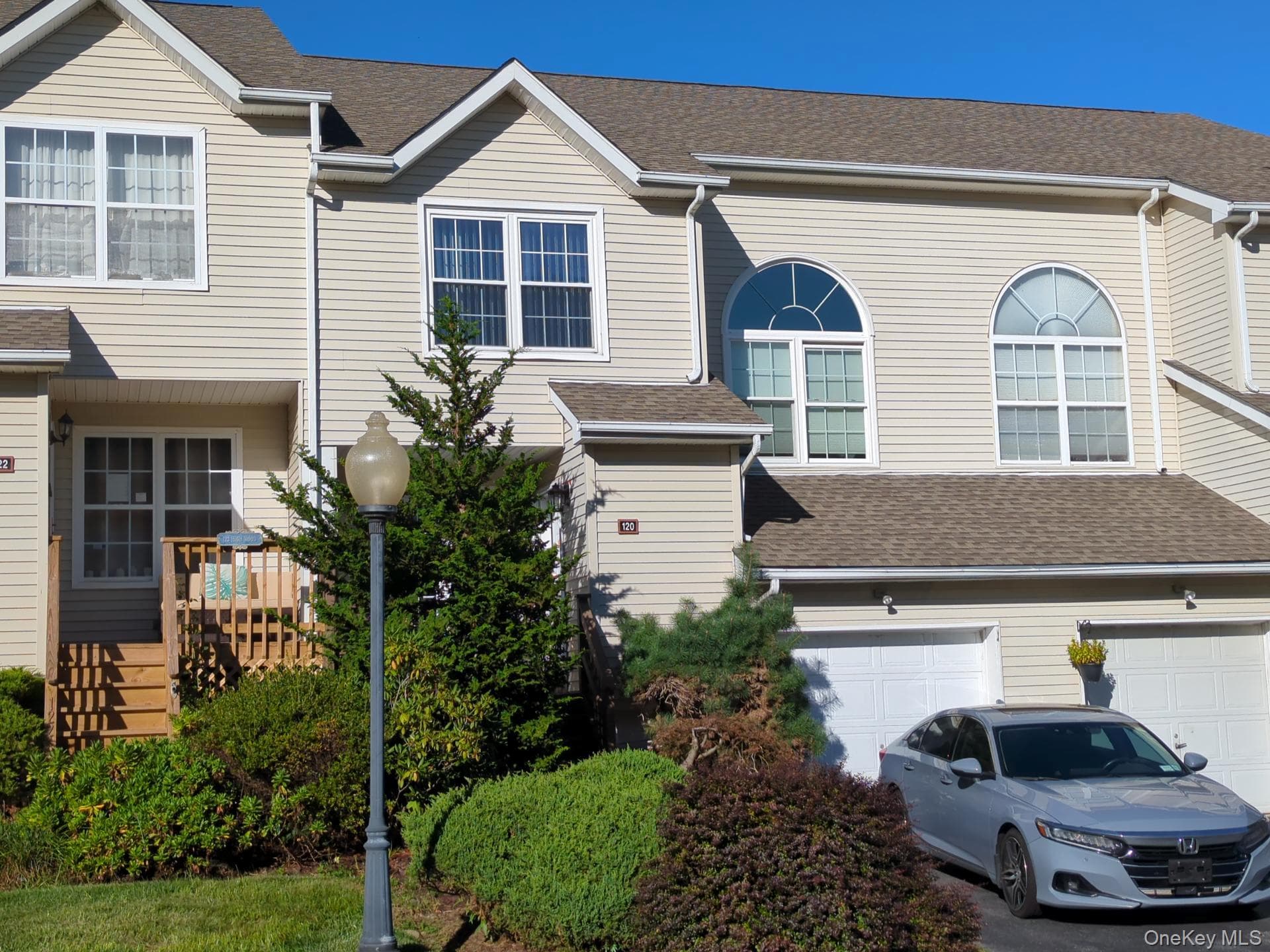 120 Highwood Drive thumbnail 34